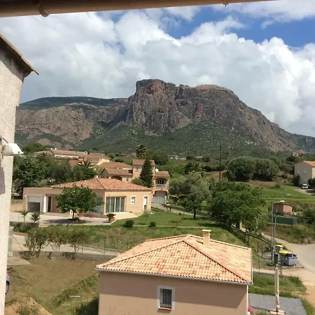 Проживание в семье Du Gozzi Afa